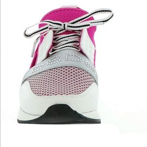 bebe women's brienna sneaker